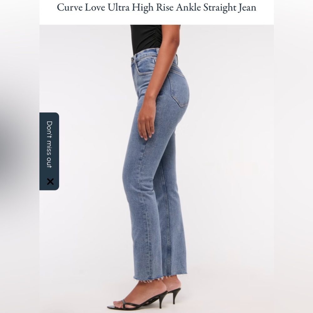 Abercrombie & Fitch Curve Love Ultra High Rise Ankle Straight 26 Long